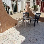 Ideal Pool Hmwy Holiday home