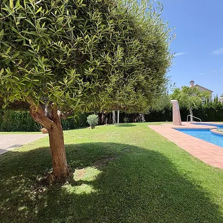 Holiday home Ideal Pool Hmwy *