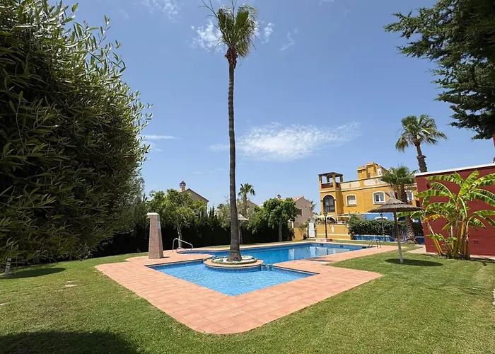 Ideal Pool Hmwy Hébergement de vacances *